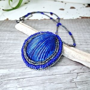 Handmade Blue Shell Beaded Pendant Necklace - Women Jewelry